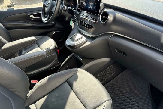 Mercedes EQV 300