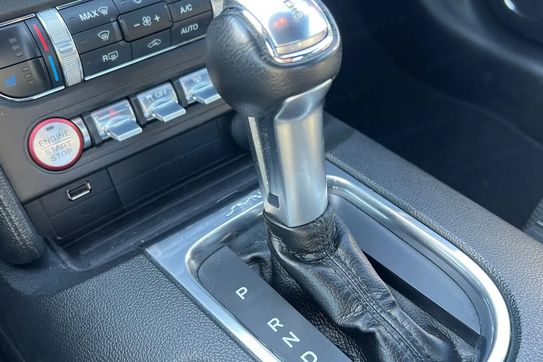 Ford Mustang 5.0 V8 GT aut