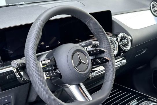 Mercedes GLA 200 AMG Line