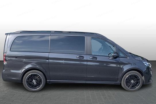 Mercedes V Klasa V300d Długi Avantgarde 4-Matic 9G-Tronic
