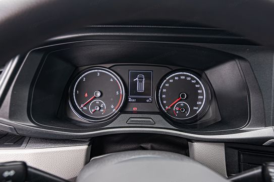 Volkswagen Transporter Kombi T6.1 L2H1