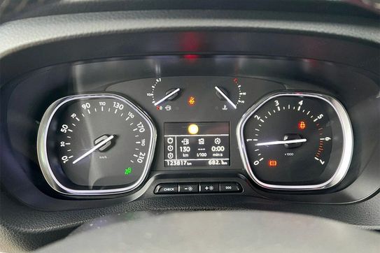 Peugeot Traveller L2H1 Long Business Vip