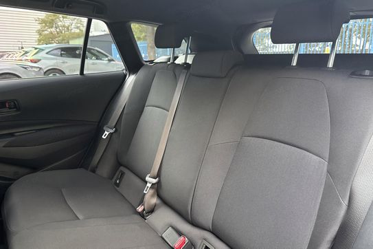 Toyota Corolla Active 1.8 Hybrid