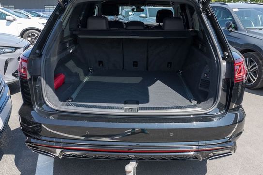 Volkswagen Touareg R-Line 3.0 V6 TDI 4Motion