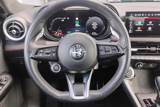 Alfa Romeo Tonale PHEV Q4 Veloce