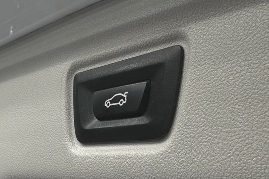 BMW Seria 3 Touring 318d Advantage