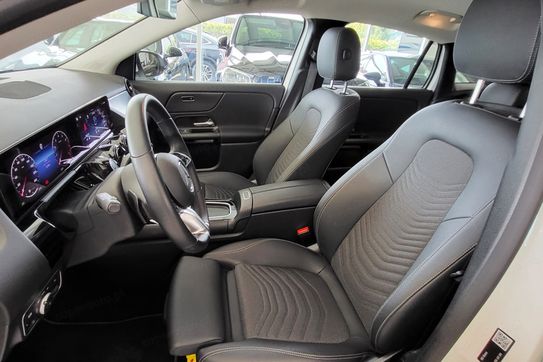 Mercedes GLA 200 Progressive