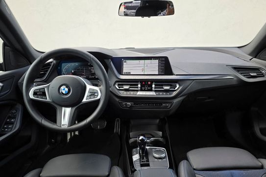BMW Seria 2 Gran Coupe 218i M Sport
