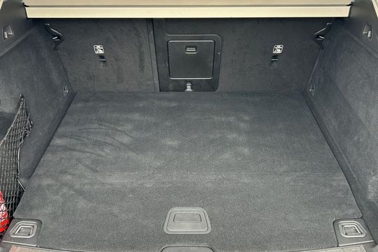 Volvo XC60 T8 Plug-In Hybrid AWD Plus Bright aut