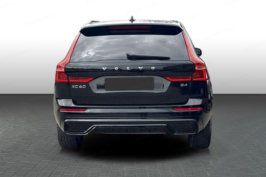Volvo XC60 B4 B Plus Dark