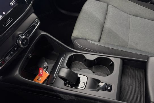 Volvo XC40 P6 Recharge Core