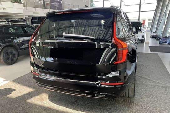 Volvo XC90 B5 AWD Ultra Black Edition