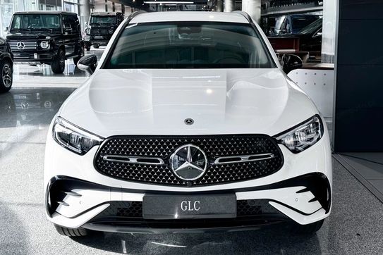 Mercedes GLC 200 4-Matic AMG Line