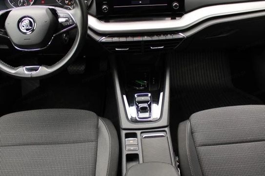 Skoda Octavia Ambition + DSG