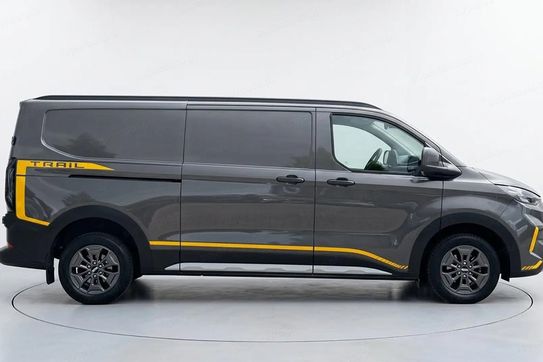Ford Transit Custom 320 L2H1 Trail
