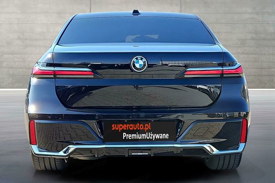 BMW Seria 7 740d xDrive M Sport