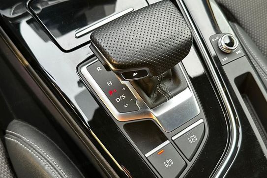 Audi A4 Avant 40 TFSI