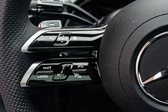 Mercedes Klasa E 220 d 4-Matic AMG