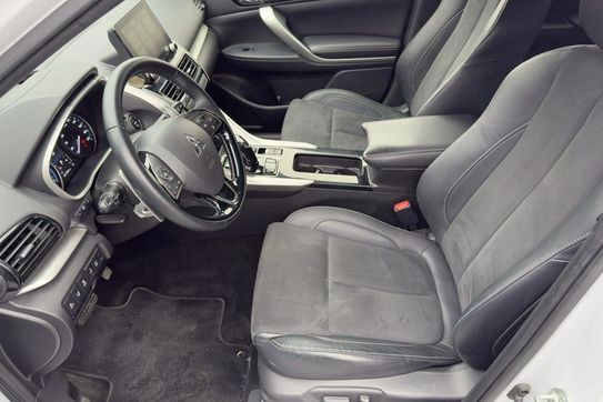 Mitsubishi Eclipse Cross 2.4 PHEV Intense Plus