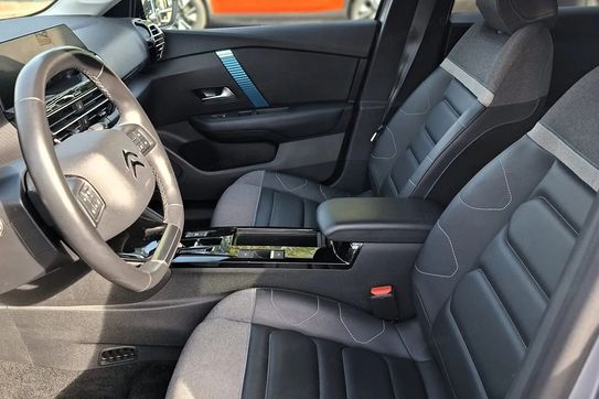 Citroen C4 EV136.50KWH Shine