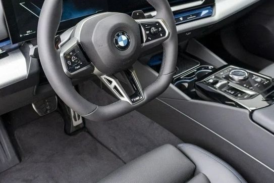 BMW Seria 5 520d xDrive M Sport