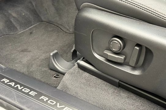 Land Rover Range Rover Velar D200 Dynamic SE