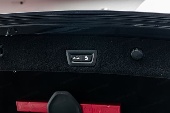 BMW Seria 7 750Li xDrive