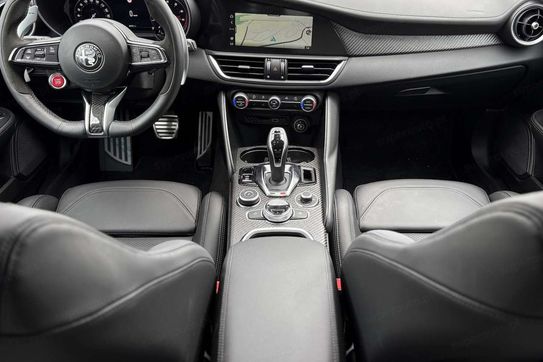 Alfa Romeo Giulia 2.9 Bi Turbo V6 Quadrifoglio