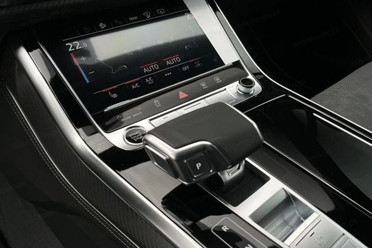 Audi Q7 TDI quattro S Line