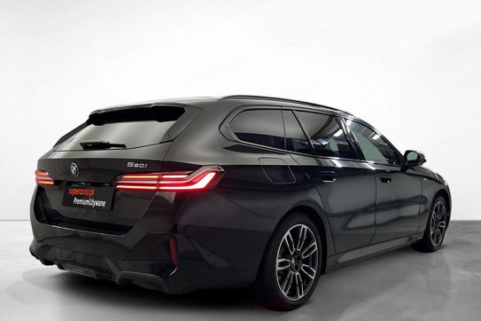 BMW Seria 5 520i mHEV M Sport aut