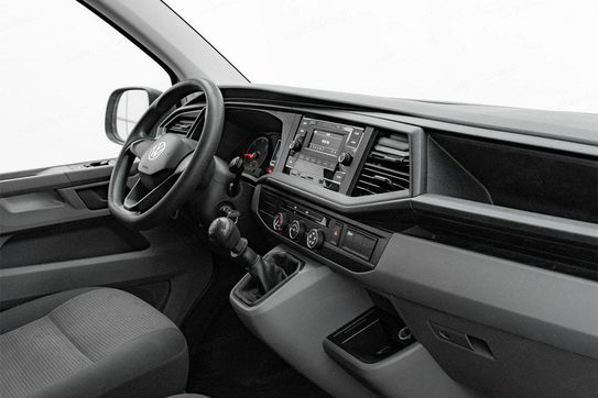 Volkswagen Transporter T6.1 L2H1