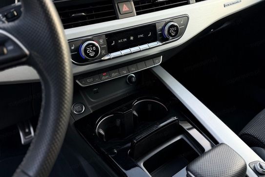 Audi A4 Avant 40 TFSI quattro S Line
