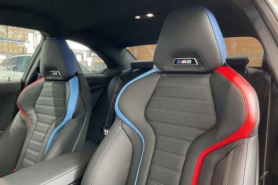 BMW Seria 2 M2