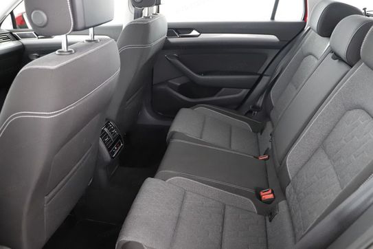 Volkswagen Passat 2.0 TDI SCR DSG