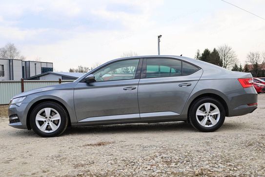 Skoda Superb 2.0 TDI SCR Active DSG