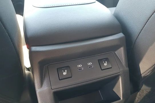 Toyota HiLux mHEV Double Cab Invincible 4x4 aut