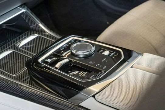 BMW Seria 7 740d xDrive M Sport