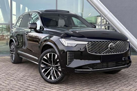 Volvo XC90 T8 AWD Plug-In Hybrid Ultra Bright