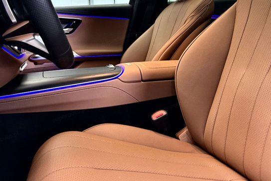 Mercedes Klasa E 220 d  4-Matic AMG
