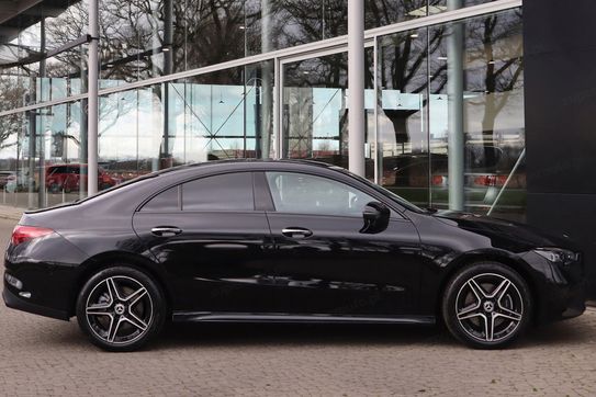 Mercedes CLA 220 4-Matic AMG Line