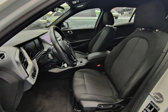 BMW Seria 1 116d Urban Line aut
