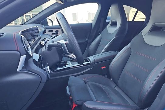 Mercedes CLA 250 e  AMG Line