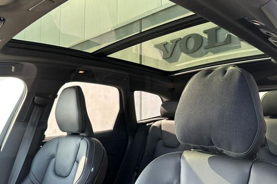 Volvo XC60 T8 AWD Ultimate Black Edition