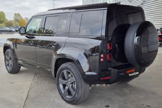 Land Rover Defender 110 D240 HSE