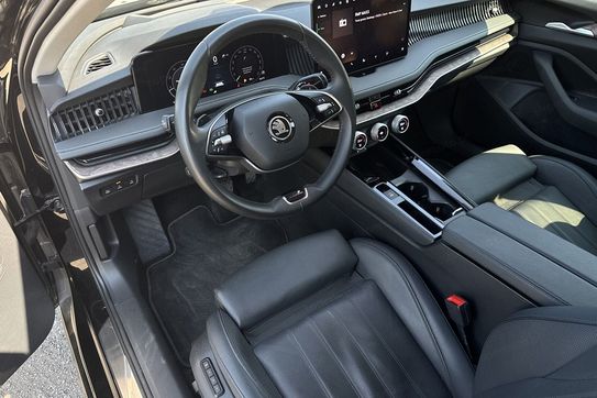 Skoda Superb 2Tdi Scr 4X4 L&K Dsg