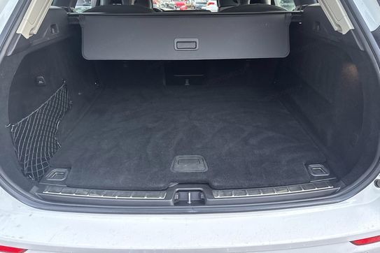 Volvo XC60 B4 B Momentum