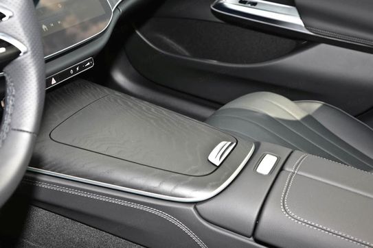 Mercedes Klasa E 220 d 4-Matic AMG