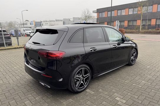 Mercedes Klasa B 200 AMG Line