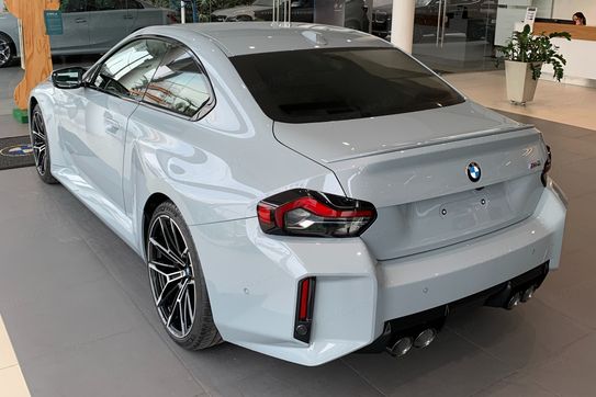 BMW Seria 2 M2