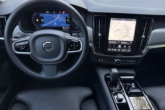 Volvo V90 T6 AWD Plug-In Hybrid Plus Dark aut